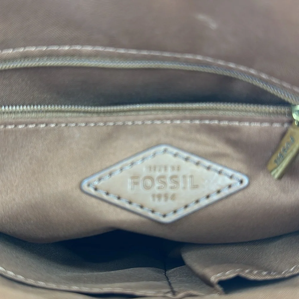 Fossil Colorful Chevron Pattern Crossbody Bag - Picture 12 of 12